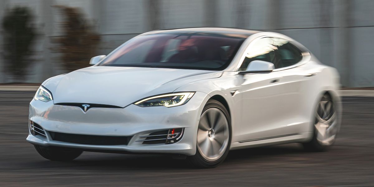 tesla-florida-servis-merkezinde-is-yasalarini-cignedigi-icin-islem-uygulandi